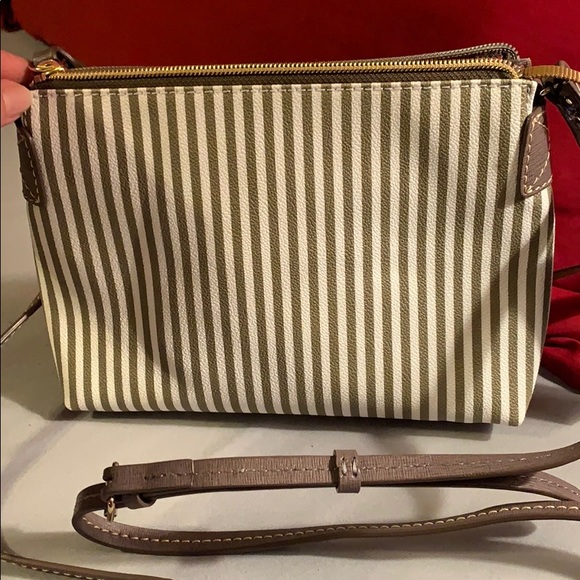 Dooney & Bourke taupe ginger crossbody - Picture 6 of 8